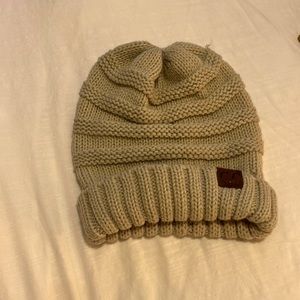 CC beanie in cream